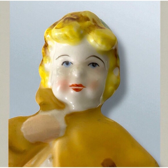 Vintage Spring Girl With Umbrella  Rain Coat Approx 5.5 Inch Japan 1950's Rare - Picture 4 of 7